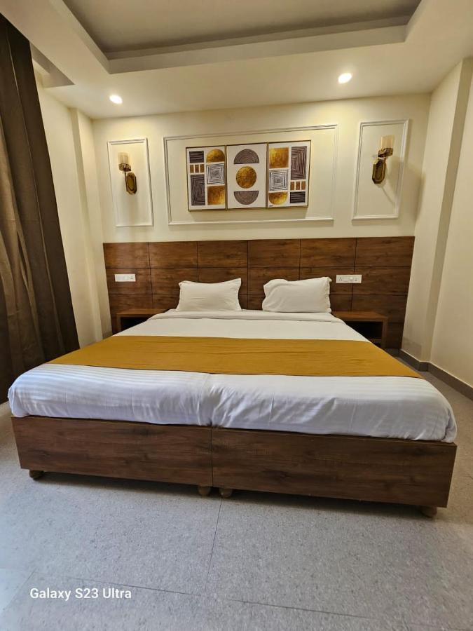 Hotel Nirvana Bliss, Behind Parmarth Niketan Rishikesh Exterior photo