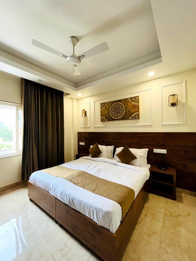 Hotel Nirvana Bliss, Behind Parmarth Niketan Rishikesh Exterior photo