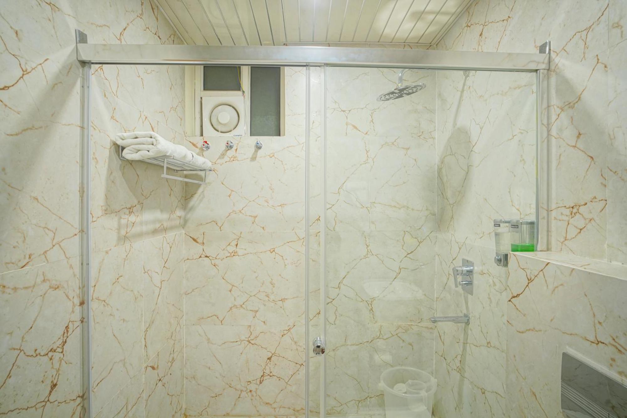 Hotel Nirvana Bliss, Behind Parmarth Niketan Rishikesh Exterior photo