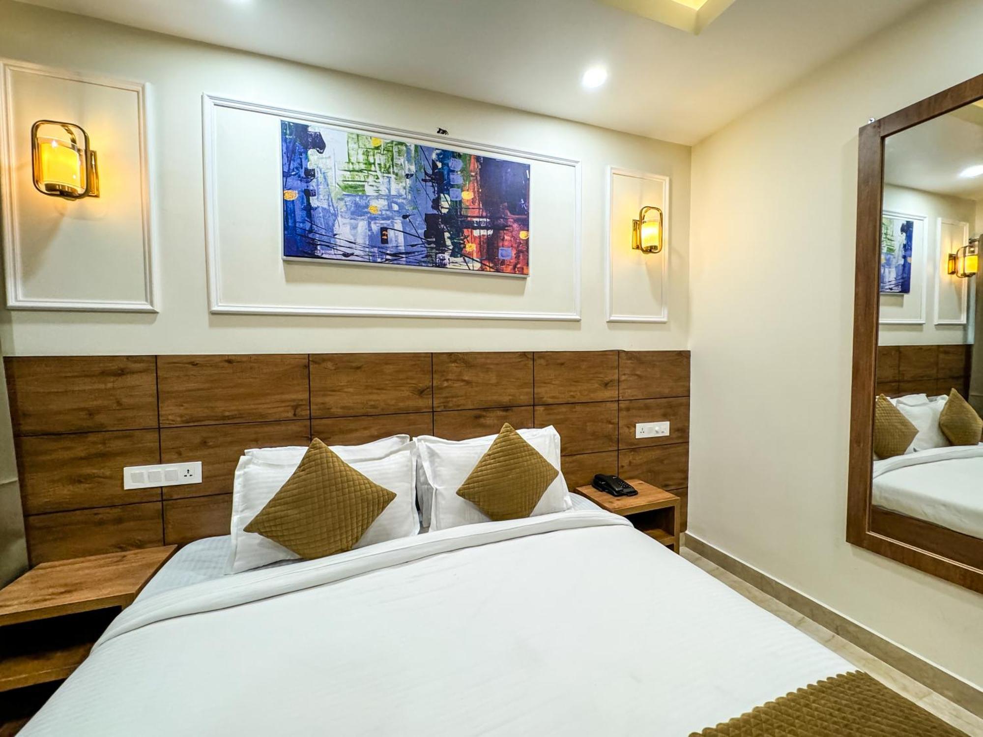 Hotel Nirvana Bliss, Behind Parmarth Niketan Rishikesh Exterior photo